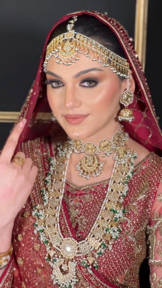 Post 7 by Sana.s.Ahmed on Instagram (video)