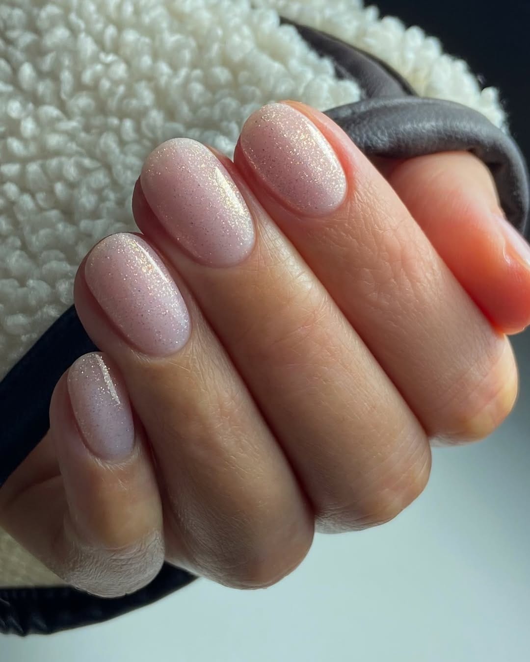 Post 3 by 𝙼𝚘𝚗𝚒𝚔𝚊 𝙼𝚊𝚢𝚎𝚛 on Instagram (image)