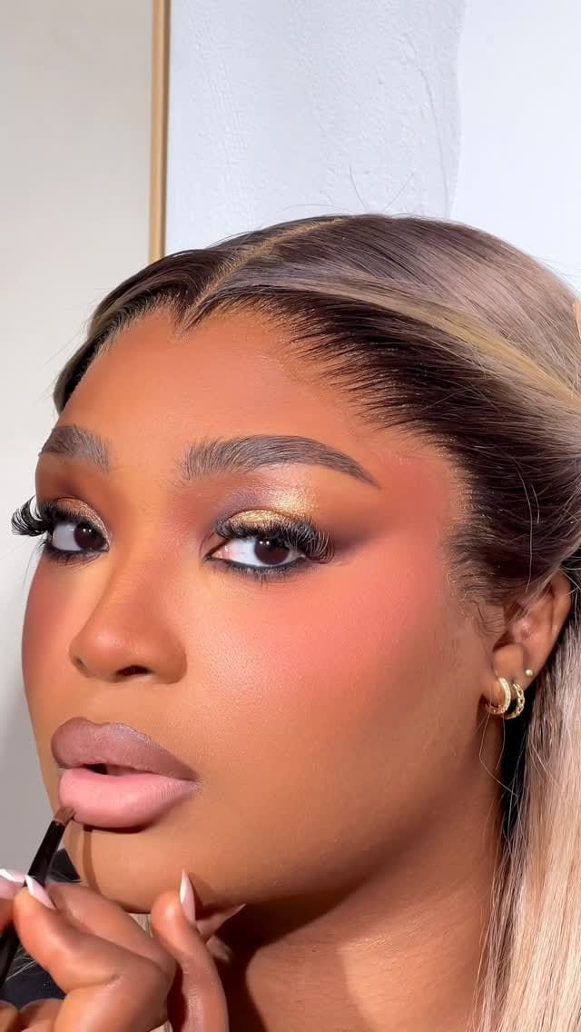 Post 7 by Sandra Apalokwu | Makeup artist in Birmingham 🇬🇧🇨🇦 on Instagram (video)