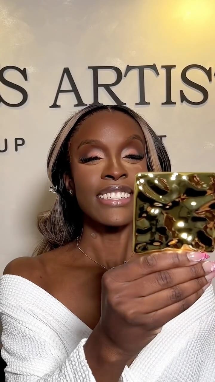 Post 3 by Sandra Apalokwu | Makeup artist in Birmingham 🇬🇧🇨🇦 on Instagram (video)
