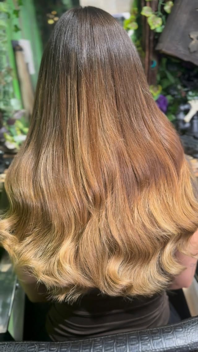 Post 7 by Koven Hair extensions on Instagram (video)