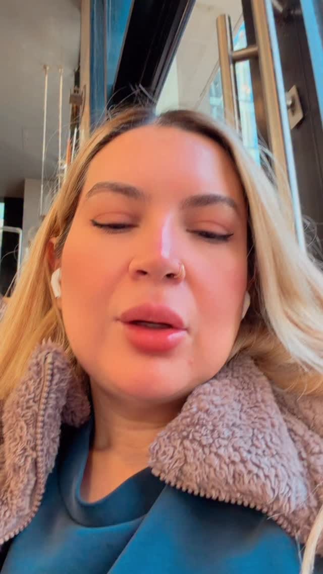 Post 5 by Dr Imene Ben on Instagram (video)