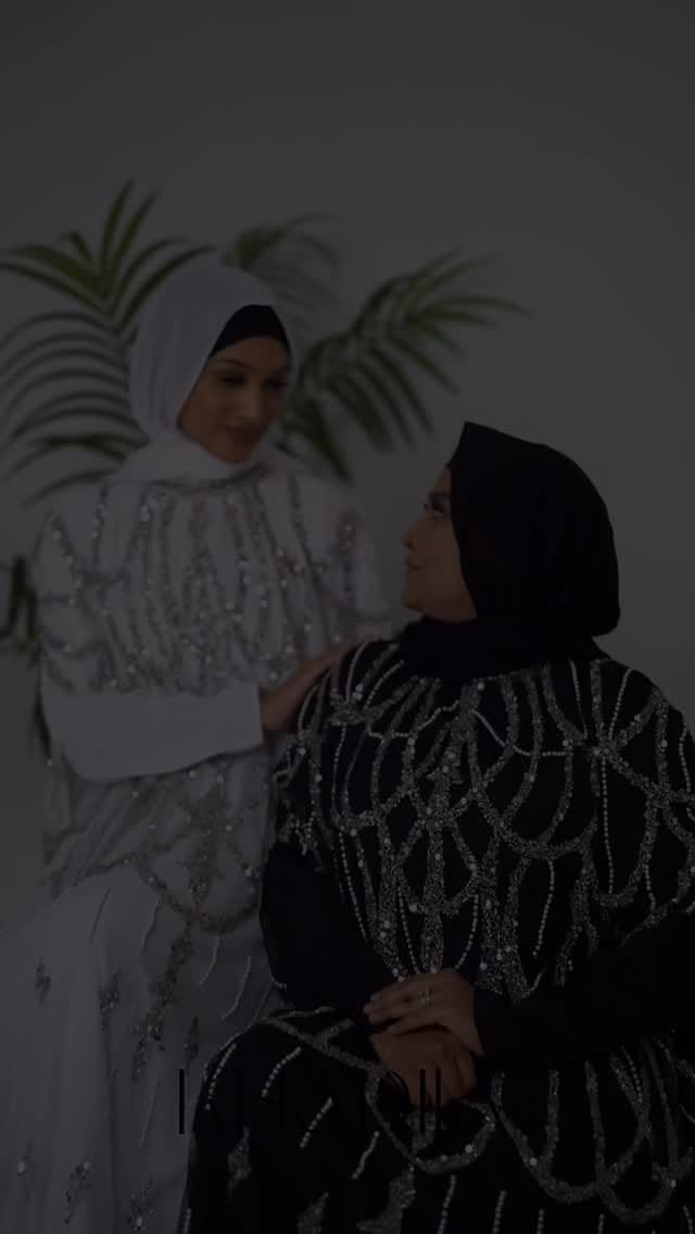 Post 4 by Ishika Khan on Instagram (video)