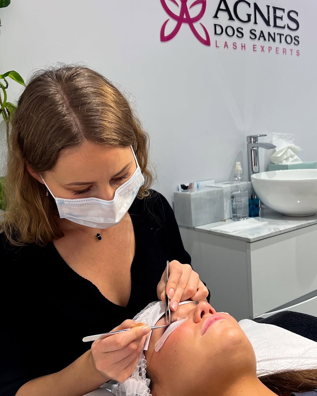 Post 3 by AGNES DOS SANTOS ® Lash Experts London on Instagram (image)