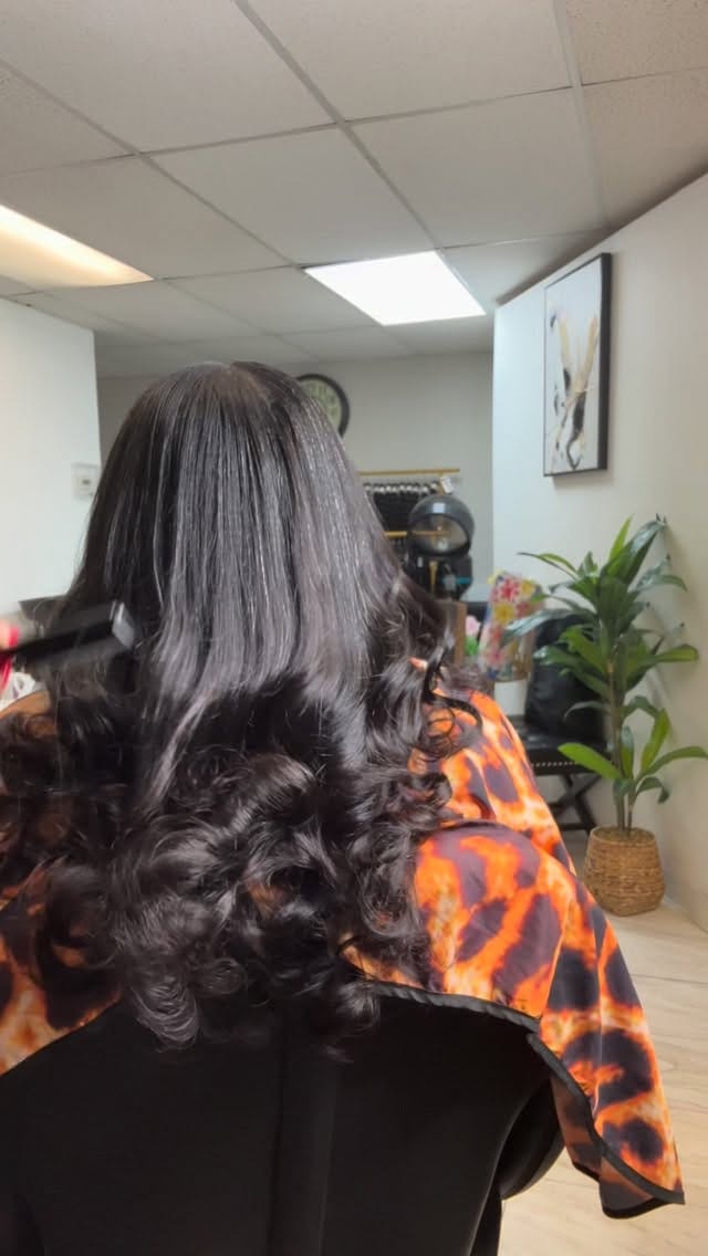 Post 5 by London Allure Co. on Instagram (video)