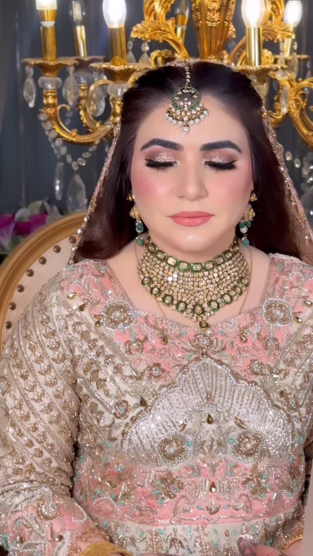 Post 2 by AlizaMehdiBeautyLounge on Instagram (video)
