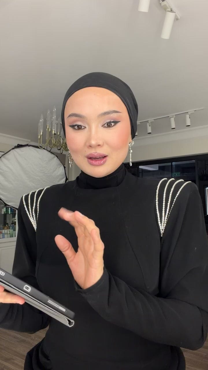 Post 2 by ВИЗАЖИСТ | MUAZZAM JURAEVA on Instagram (video)