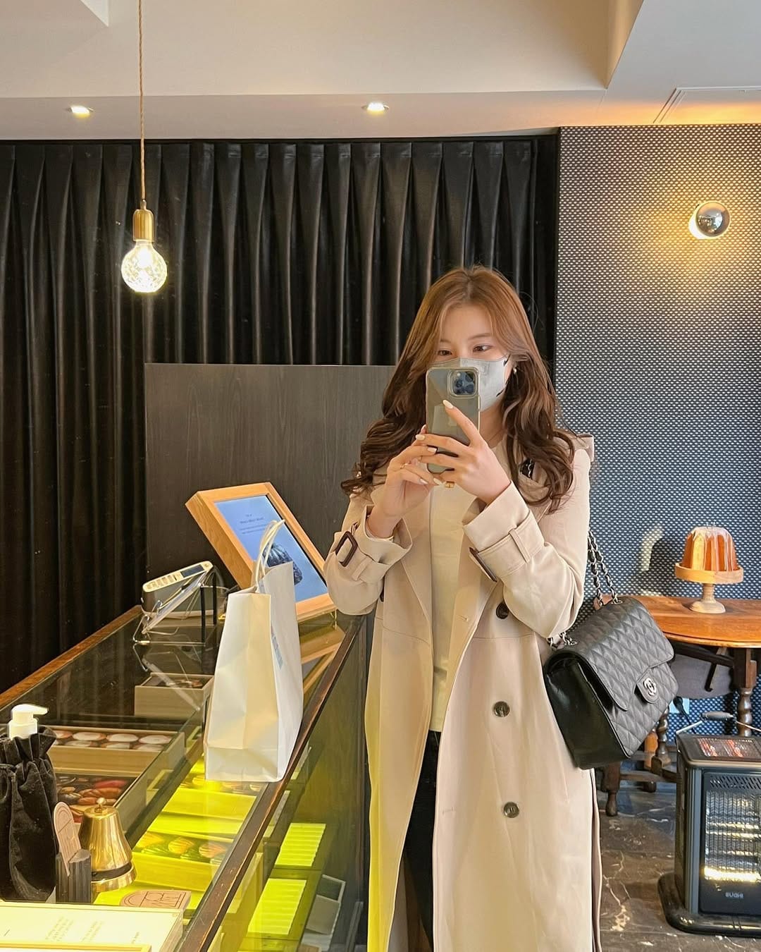 Post 4 by 폴튜나 on Instagram (image)