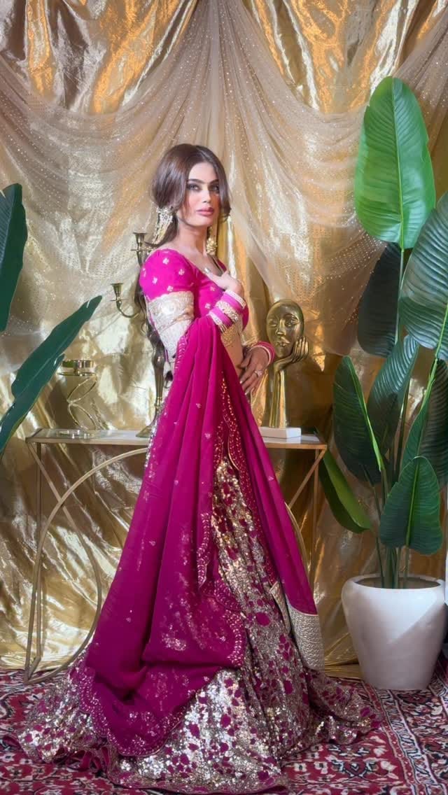 Post 2 by Tanya Choudhary on Instagram (video)