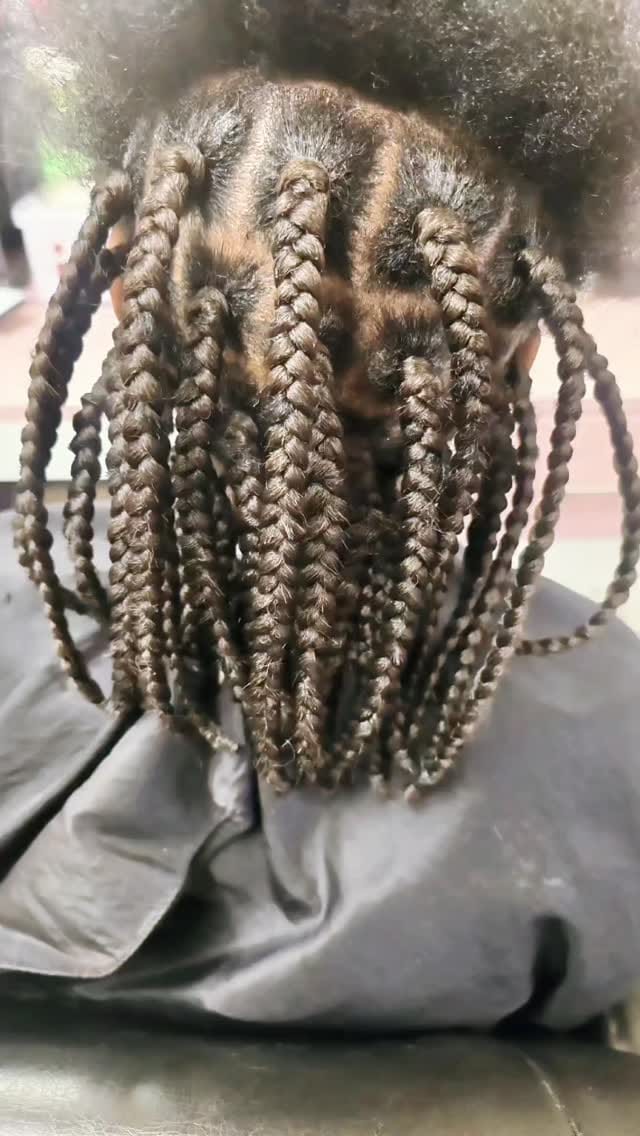 Post 5 by Pamoja hair N beauty salon ltd on Instagram (video)