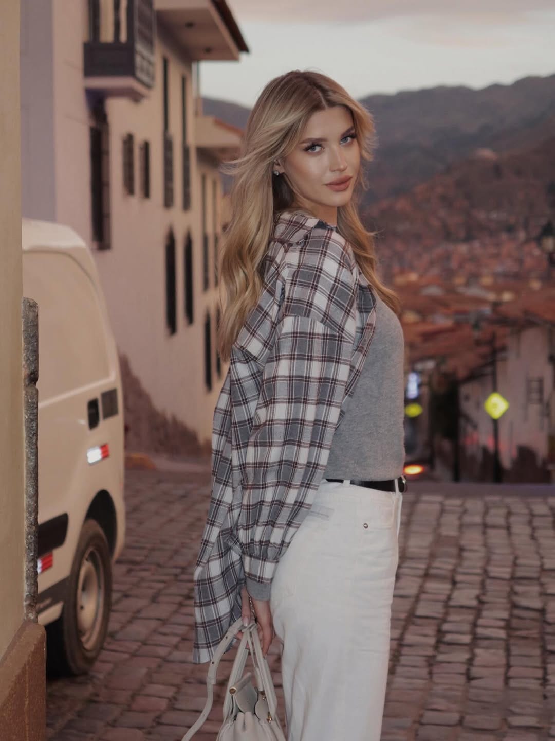 Post 5 by NATALIE KOTOVA on Instagram (carousel)