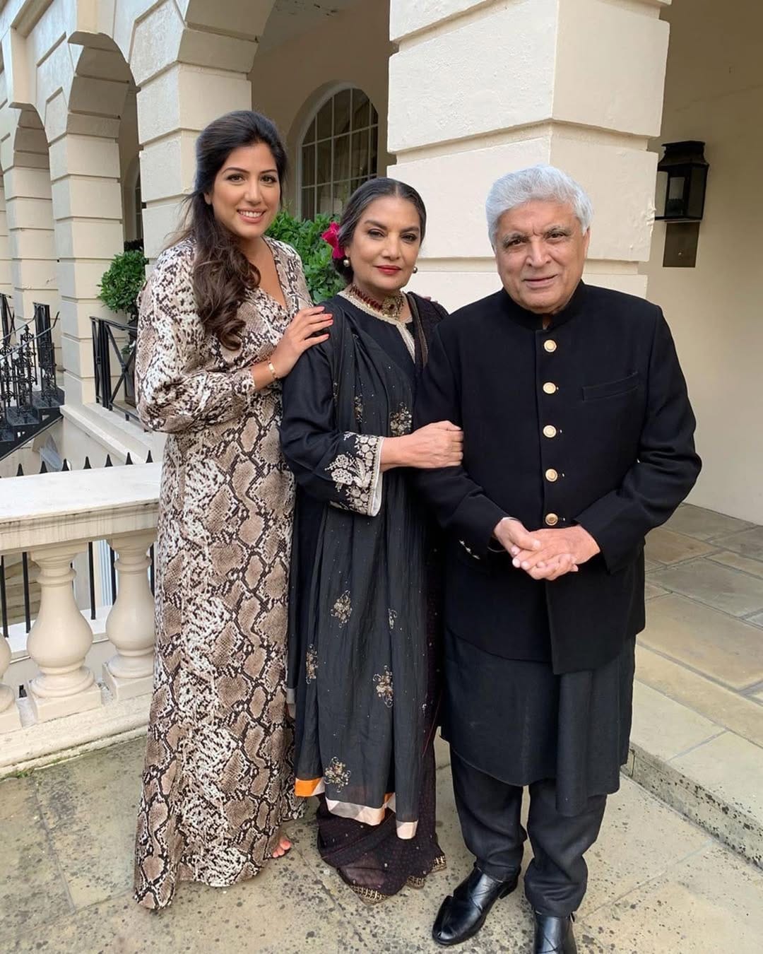Post 9 by Priti Khanna on Instagram (image)