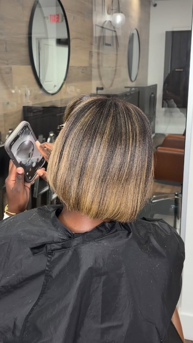 Post 4 by Chelsea, Thee Stylist ✨ on Instagram (video)