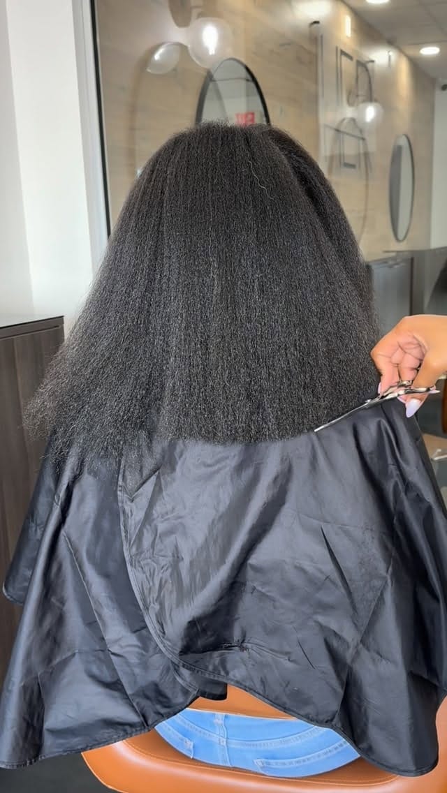 Post 5 by Chelsea, Thee Stylist ✨ on Instagram (video)