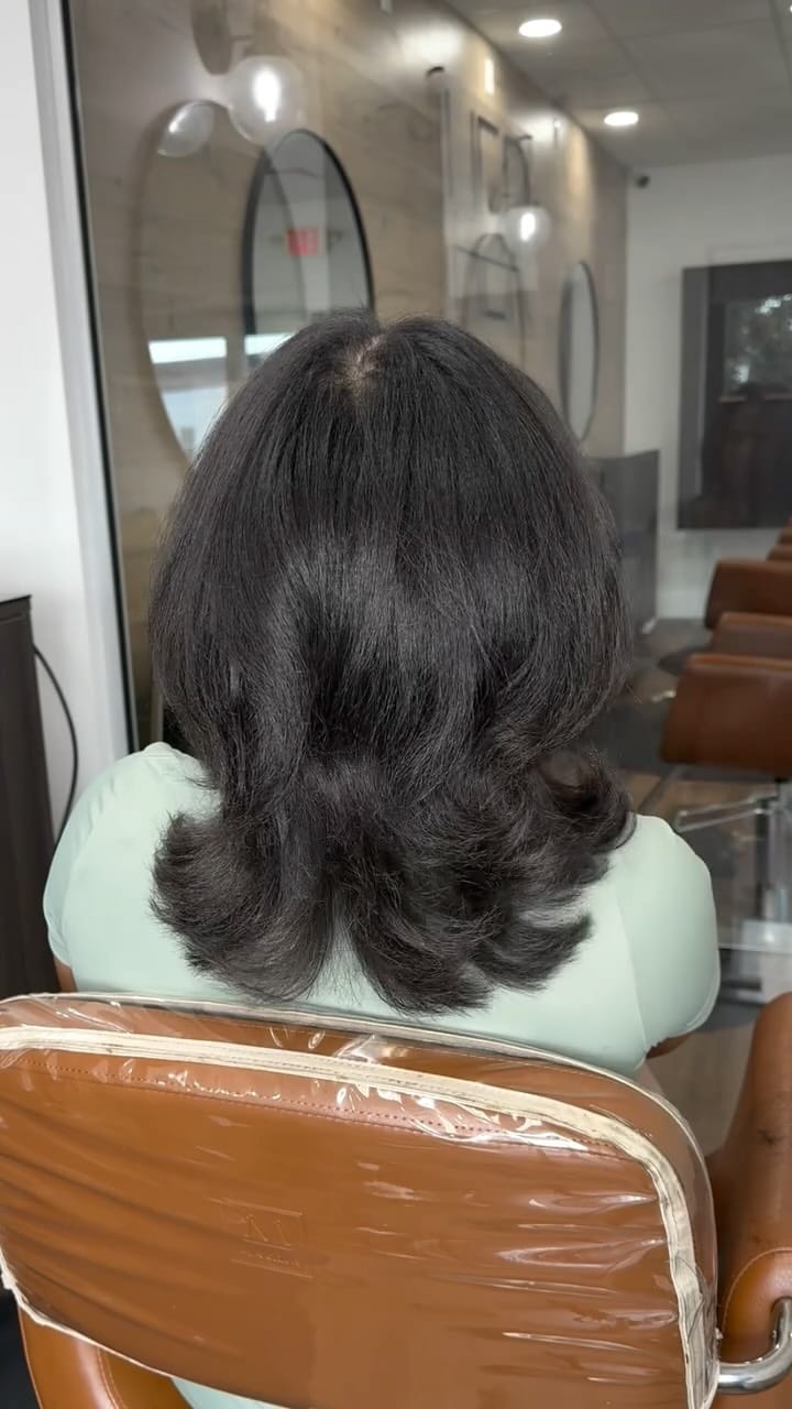 Post 7 by Chelsea, Thee Stylist ✨ on Instagram (video)