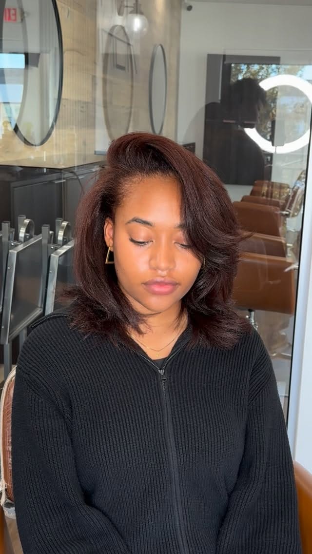 Post 2 by Chelsea, Thee Stylist ✨ on Instagram (video)