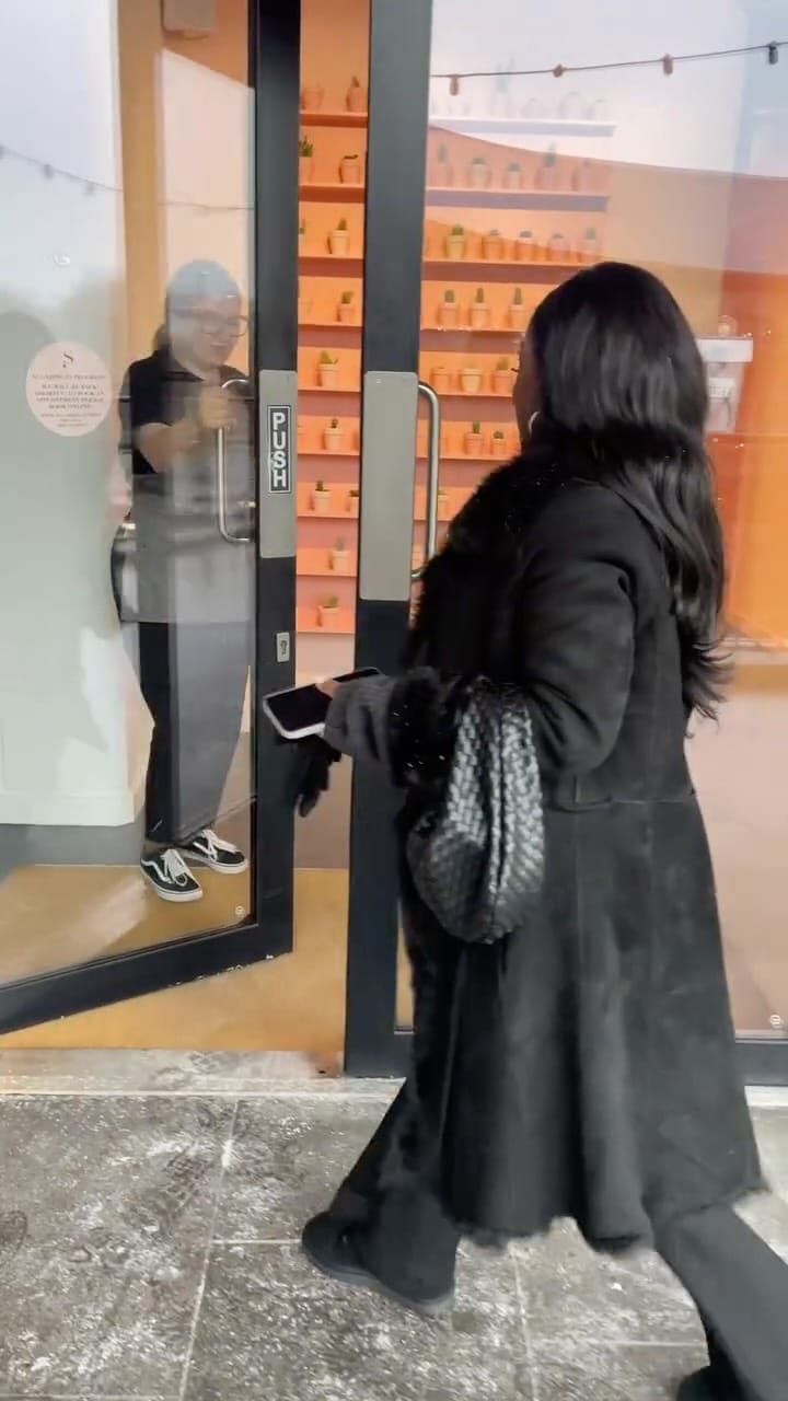 Post 8 by Sugaring London on Instagram (video)
