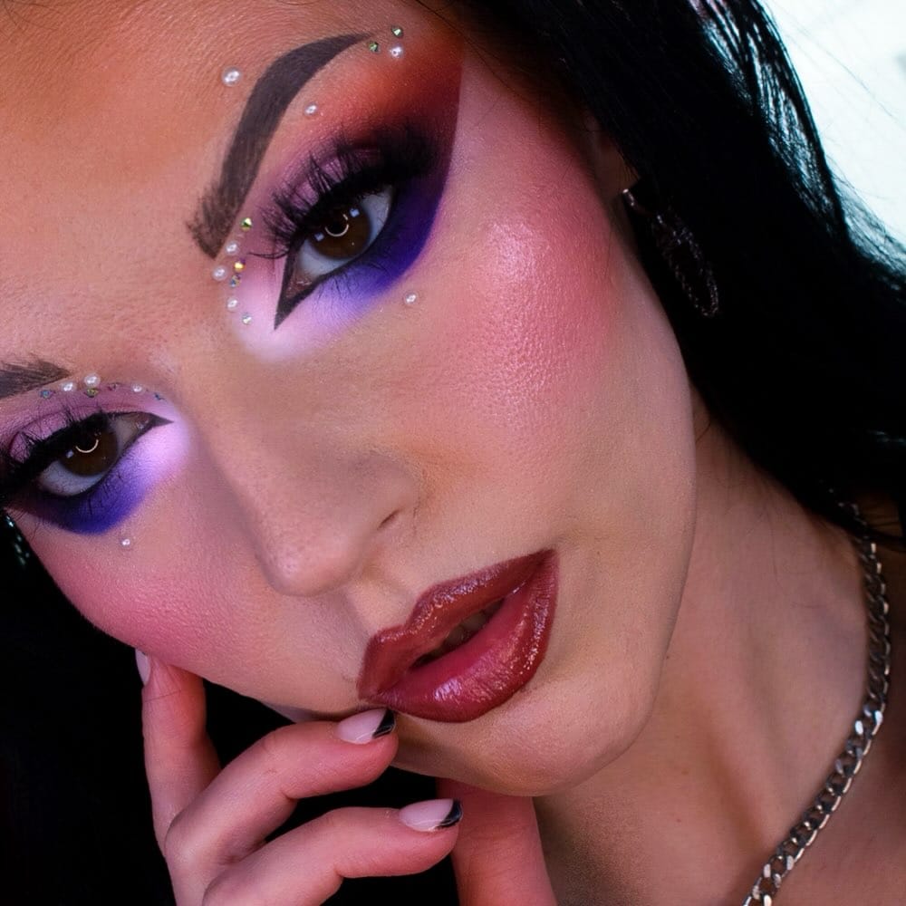 Post 3 by MAKEUP | BEAUTY on Instagram (carousel)