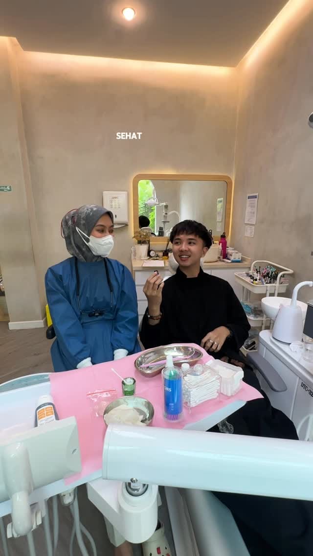 Post 5 by KLINIK GIGI • DOKTER GIGI • CS DENTAL LAB JAKARTA on Instagram (video)