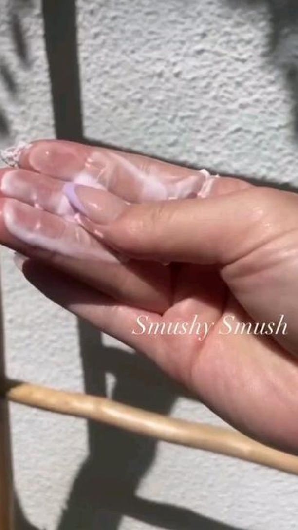 Post 9 by @os _cosmeticss on Instagram (video)