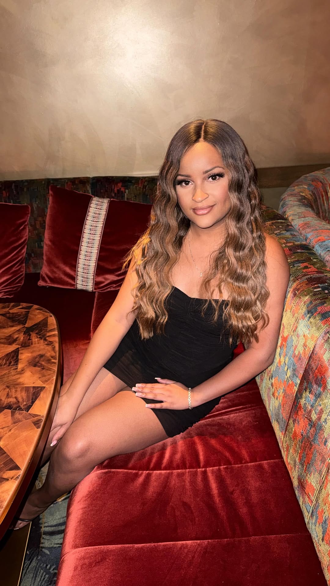 Post 8 by Premium Wigs on Instagram (video)
