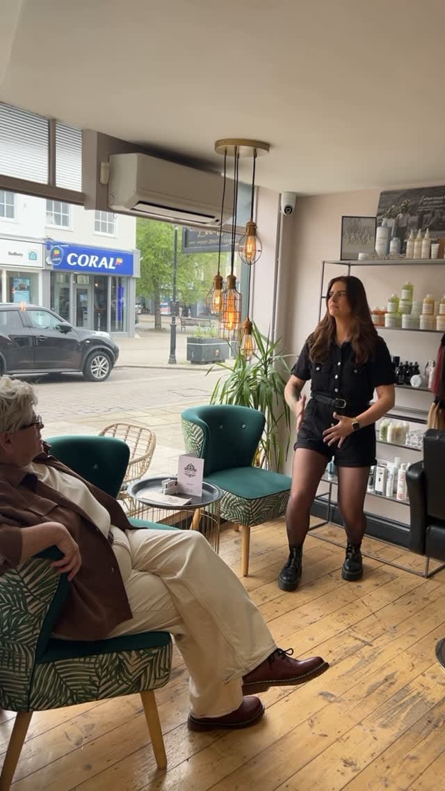 Post 8 by HAIR & BEAUTY SALONS ACROSS ESSEX & SUFFOLK on Instagram (video)