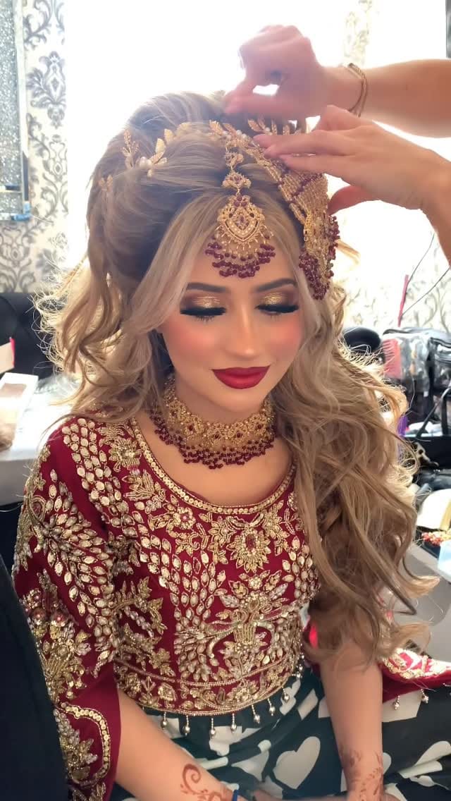 Post 5 by •ANNUM RAFI• on Instagram (video)