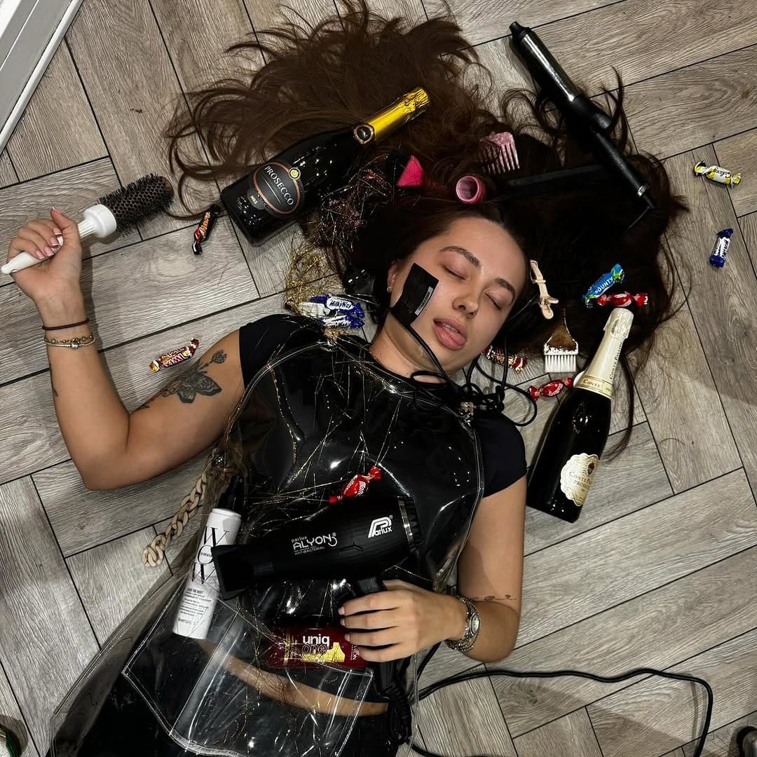 Post 6 by MAY & ROSE on Instagram (image)