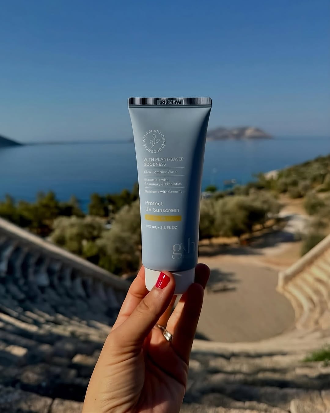 Post 6 by Amway UK & Ireland on Instagram (image)