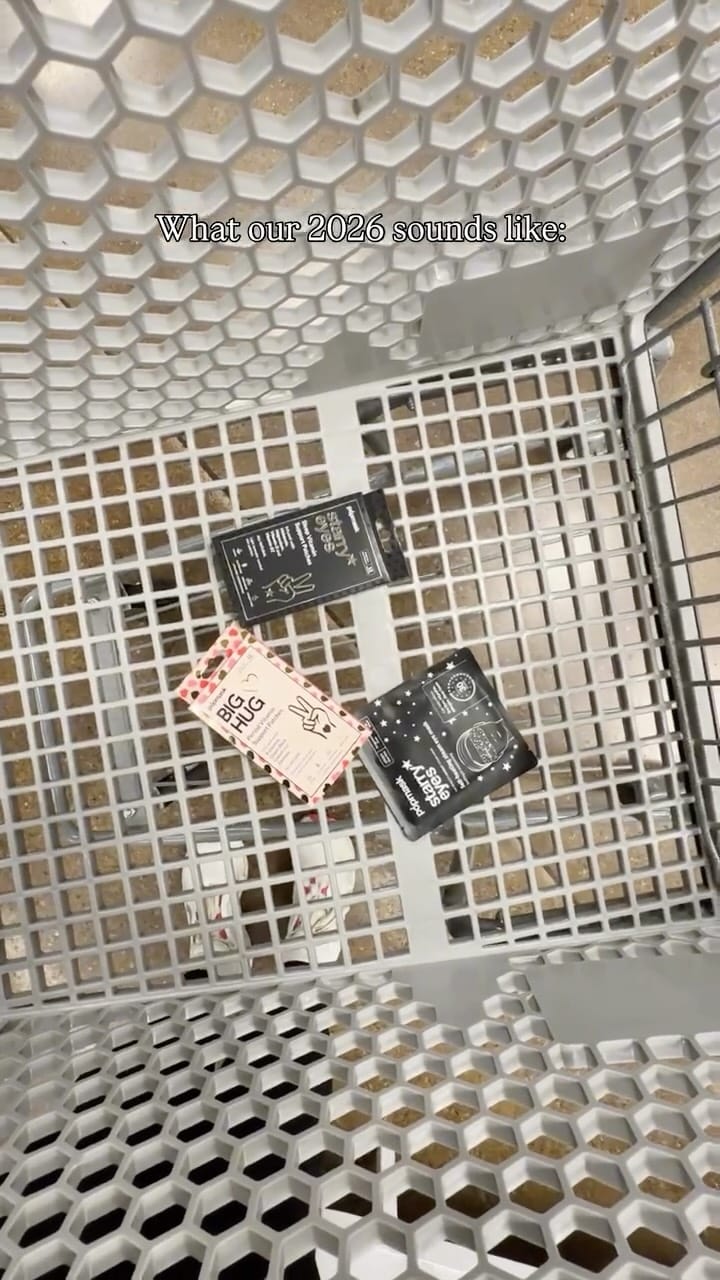 Post 4 by Popmask London on Instagram (video)
