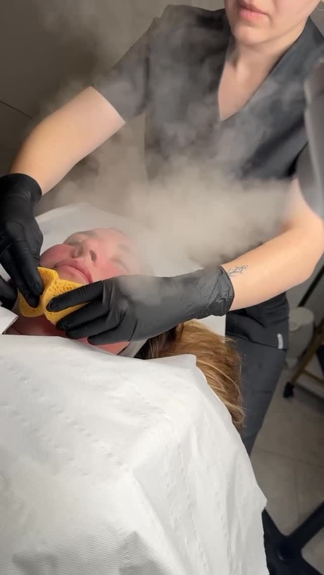 Post 1 by Liarna Jessica Yearwood on Instagram (video)