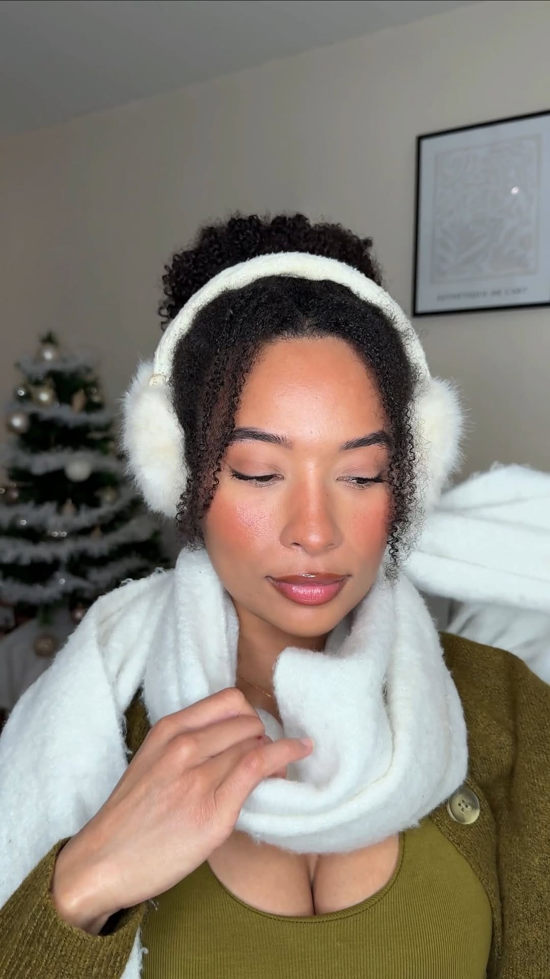 Post 4 by Hannah | Natural Curly Hair on Instagram (video)