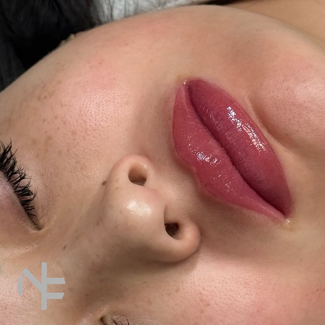 Post 2 by Cosmetic Tattoo Specialist 🦊 on Instagram (carousel)