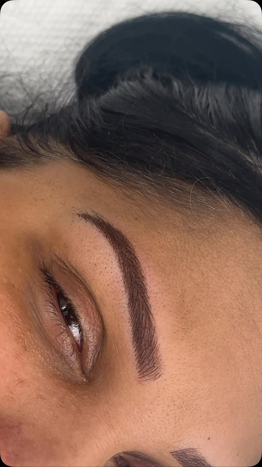 Post 5 by Dr Eyebrows on Instagram (video)