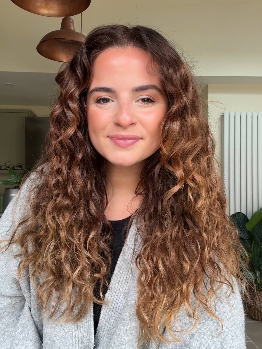 Post 4 by Karen / UK Curly girl on Instagram (image)