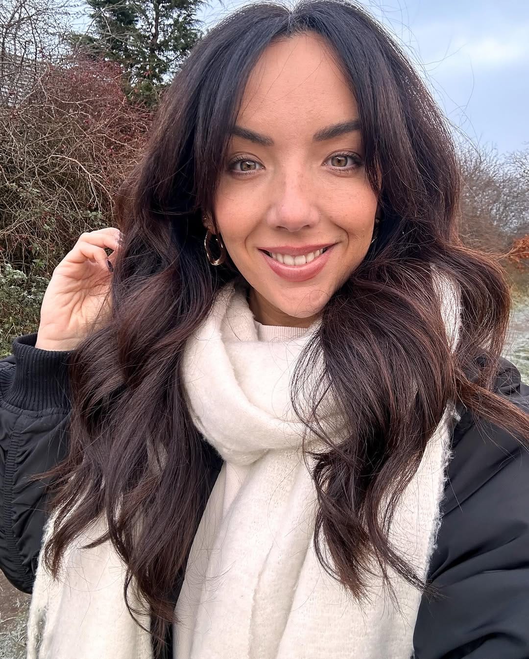Post 4 by Revlon UK on Instagram (carousel)