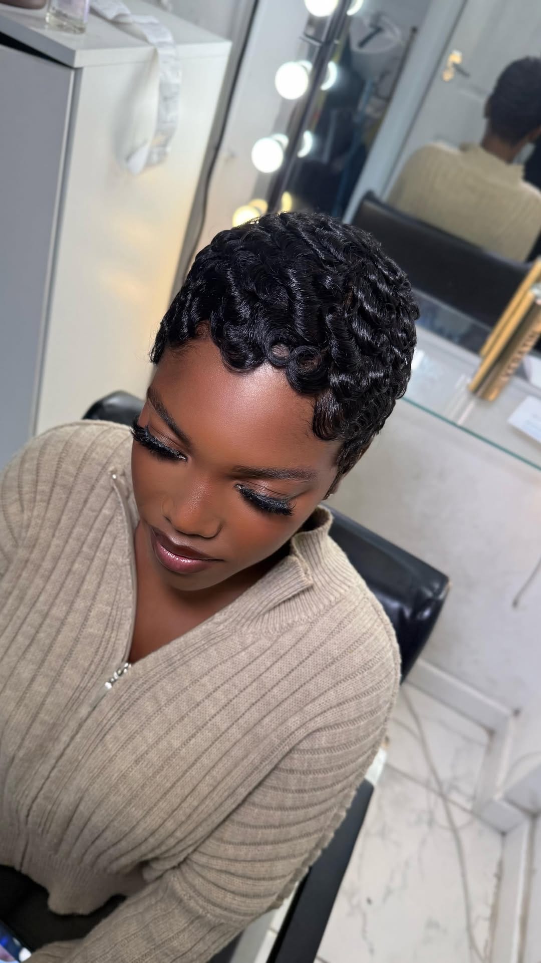 Post 9 by HER • MANE on Instagram (video)