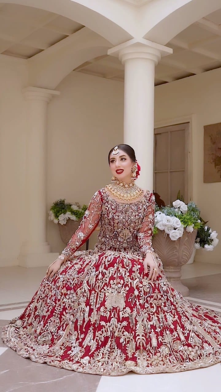 Post 9 by Maira’s Beauty Salon | Multan on Instagram (video)