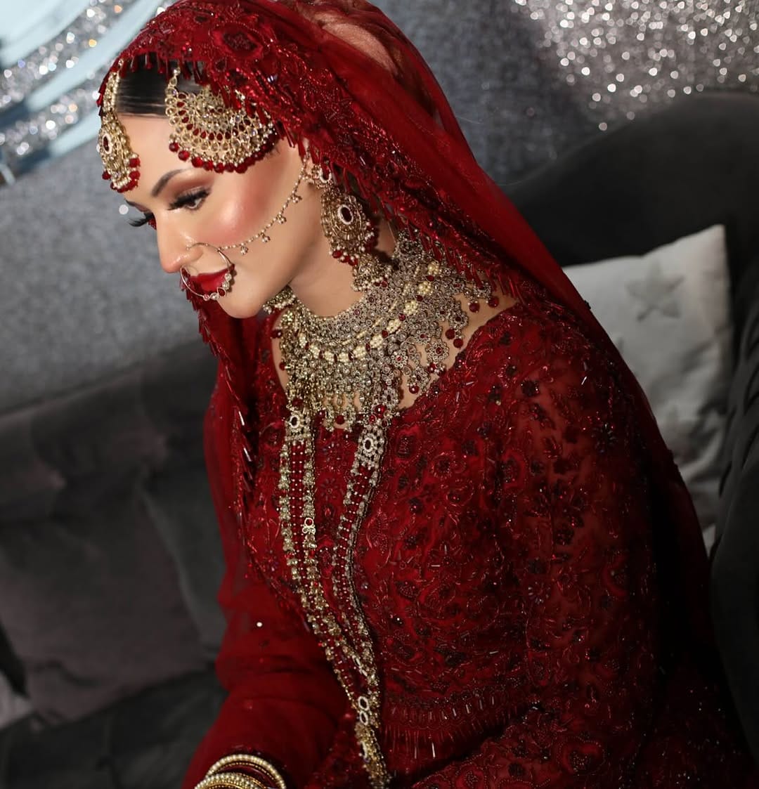 Post 10 by Aisha I Mua on Instagram (image)