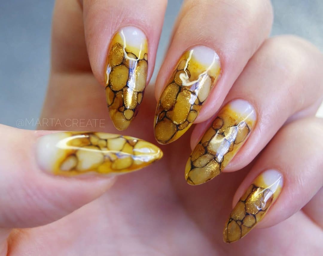 Post 8 by Marta Create Nails™ on Instagram (image)