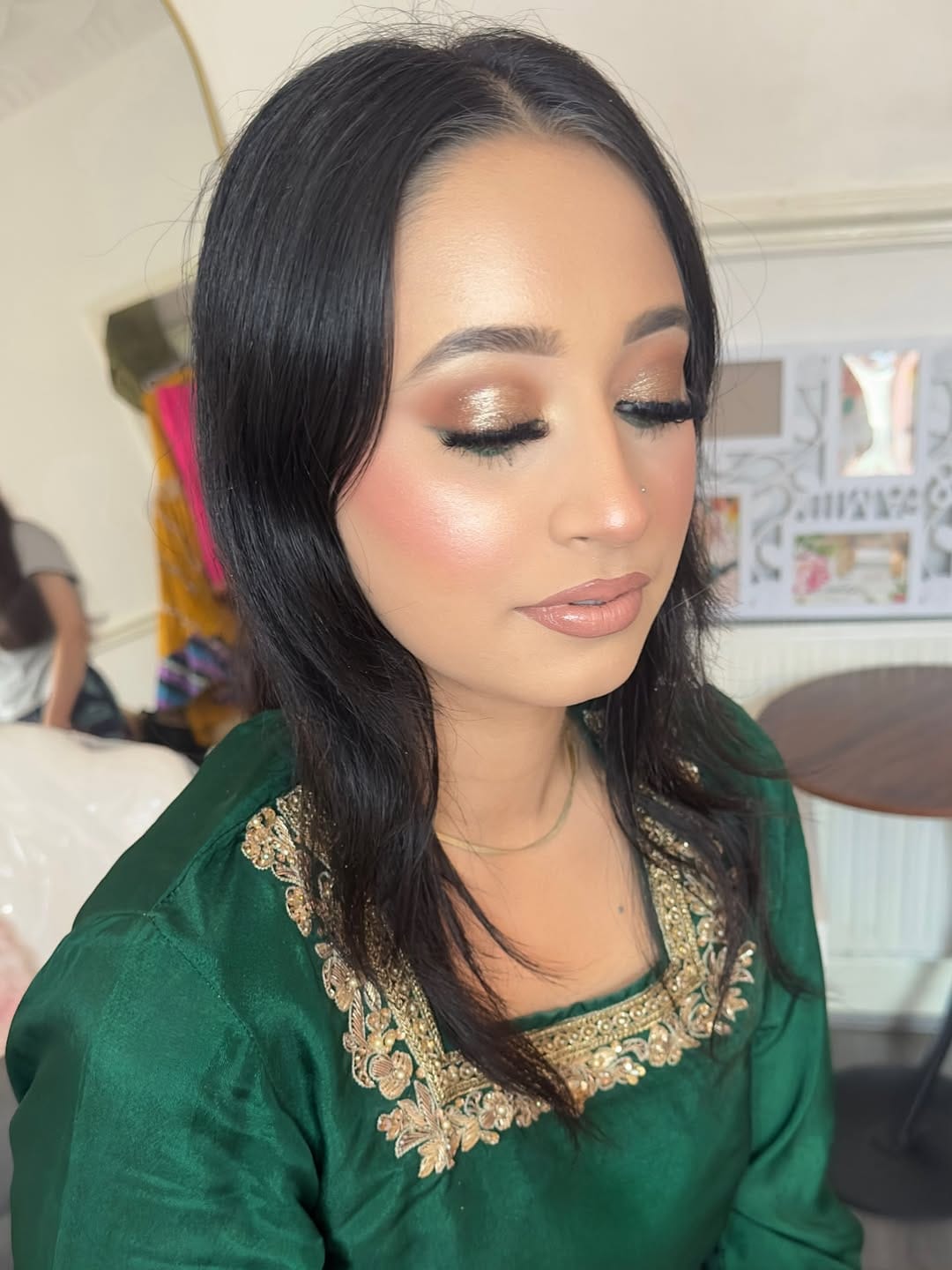 Post 10 by rani mua on Instagram (image)
