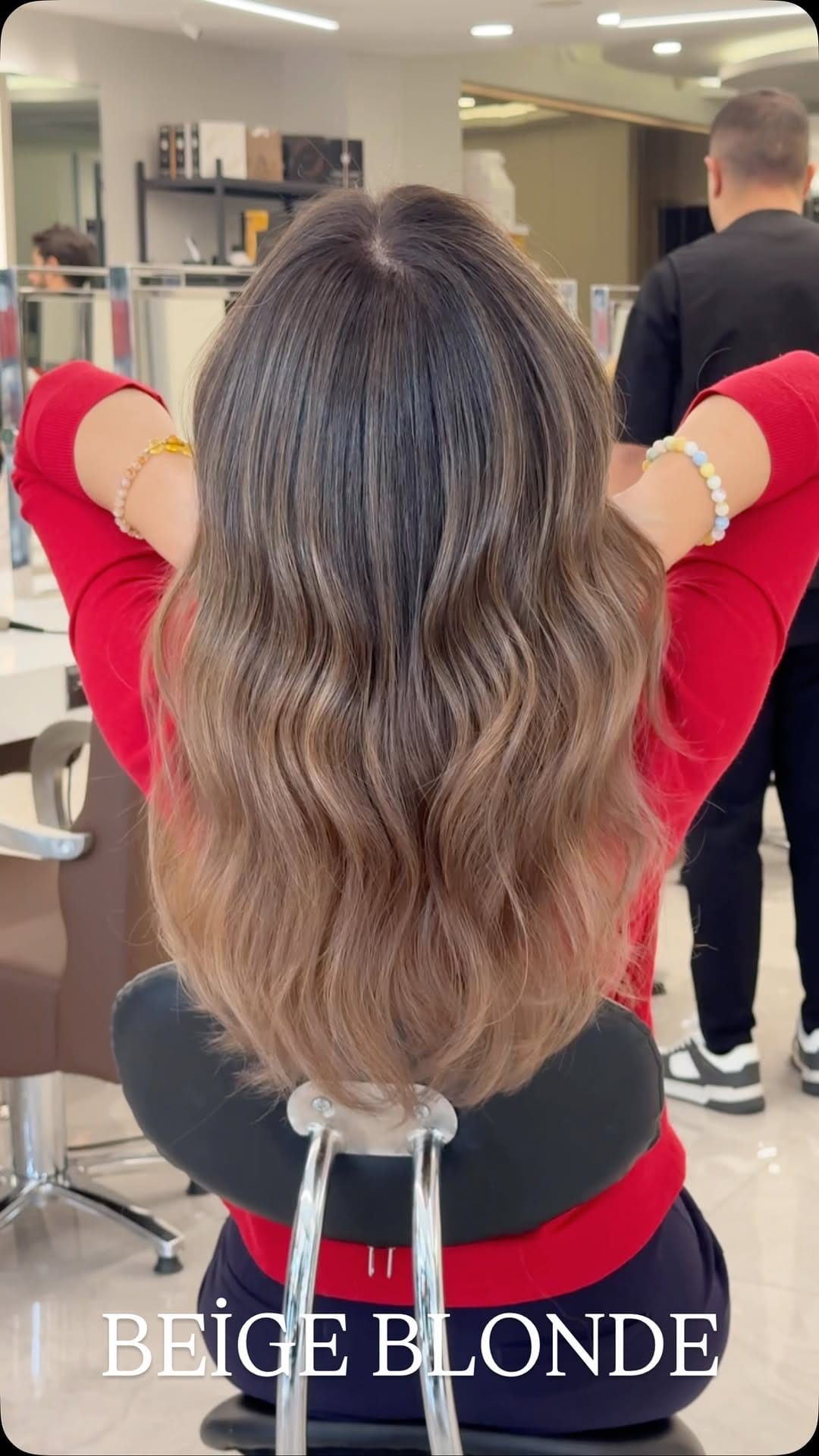 Post 7 by Paris Kuaför Beysupark on Instagram (video)