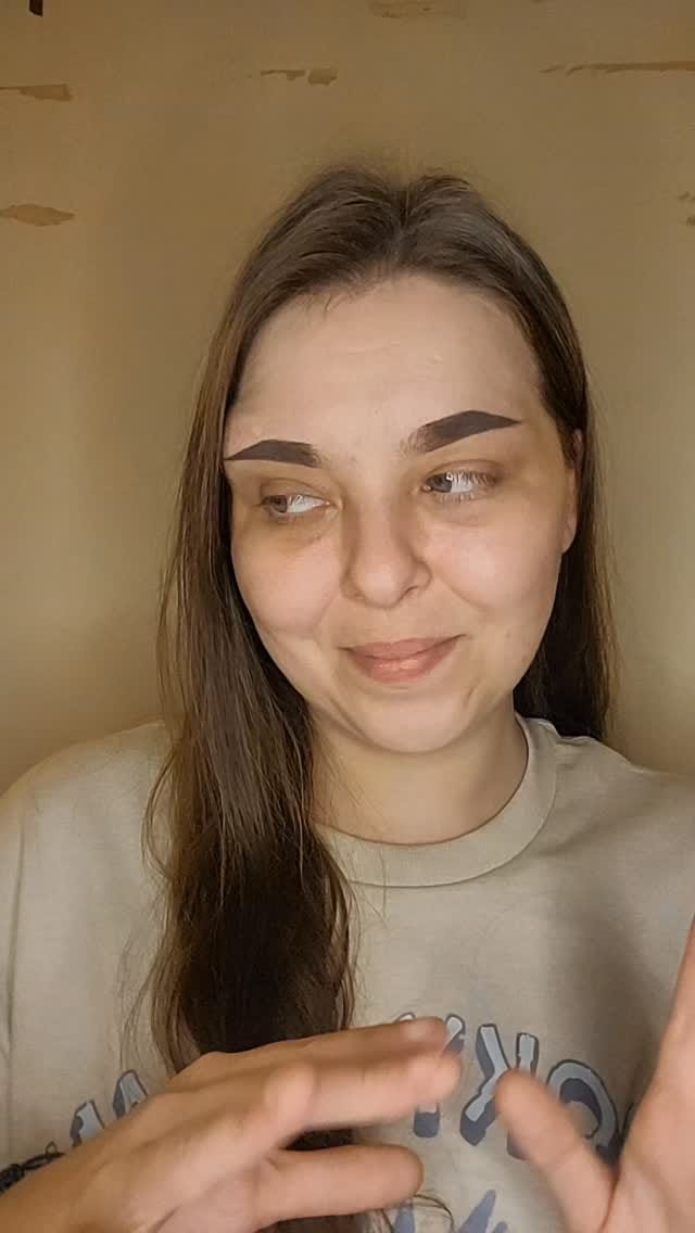 Post 1 by Leeds Mobile Makeup Artist on Instagram (video)