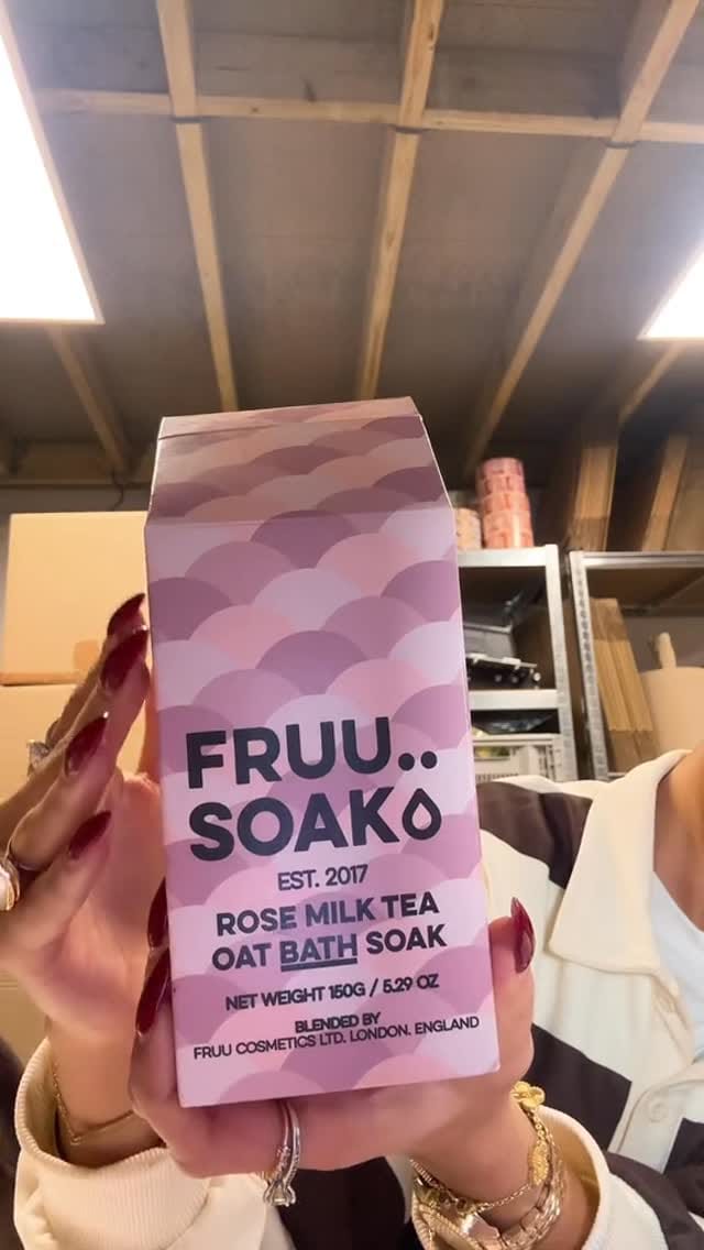 Post 1 by FRUU.. 🍉🍋Vegan lips and body on Instagram (video)