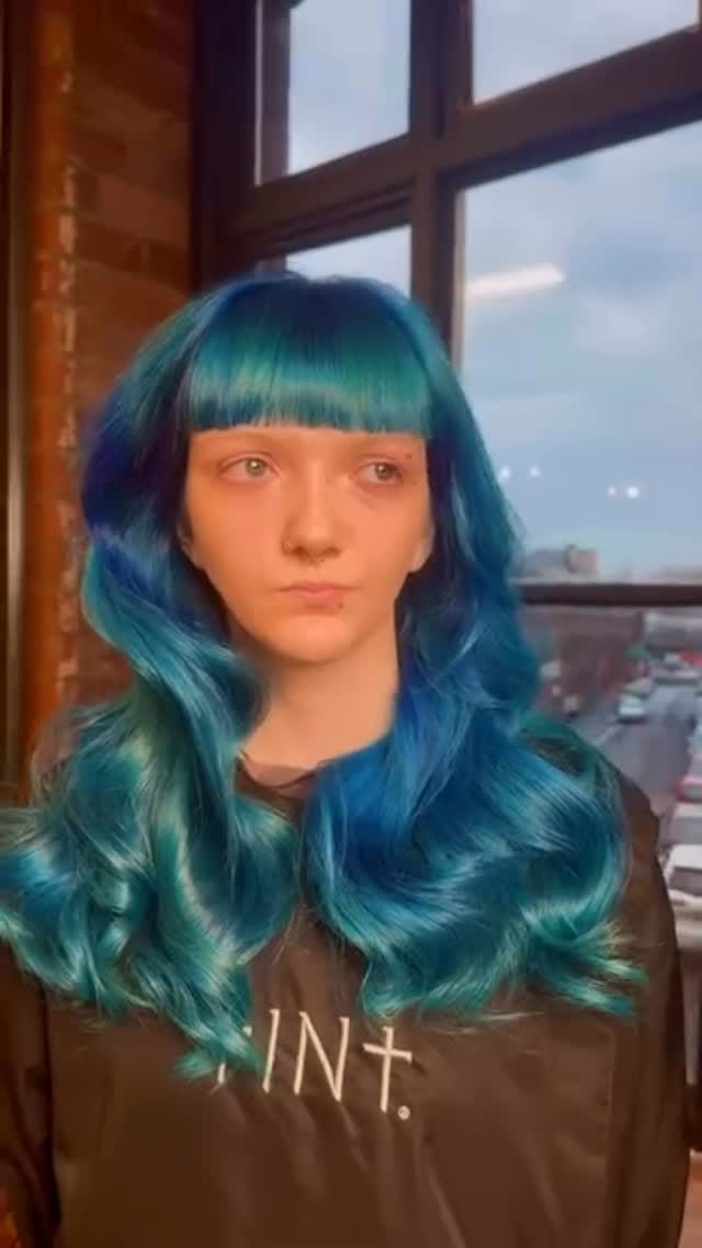 Post 3 by Tint Leeds on Instagram (video)