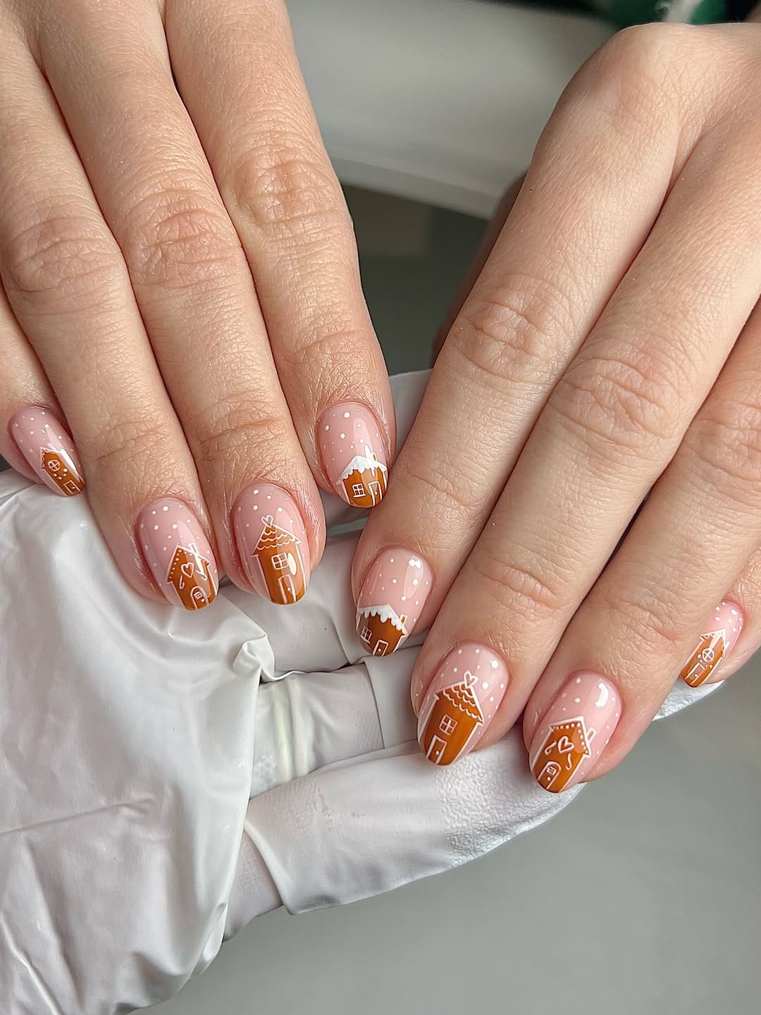 Post 4 by M𝗔𝗡𝗡𝗔CURED on Instagram (carousel)