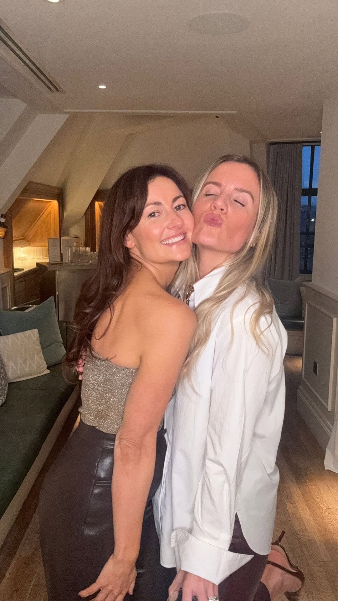Post 9 by LUCY BEE SKINCARE on Instagram (video)