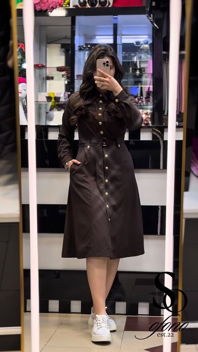 Post 7 by Брендовая женская одежда on Instagram (video)