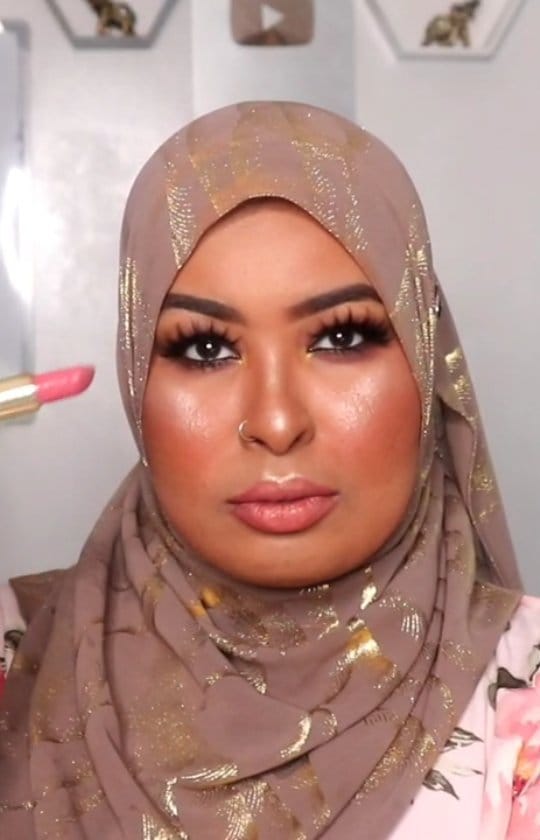 Post 7 by Amenabeauty® on Instagram (video)
