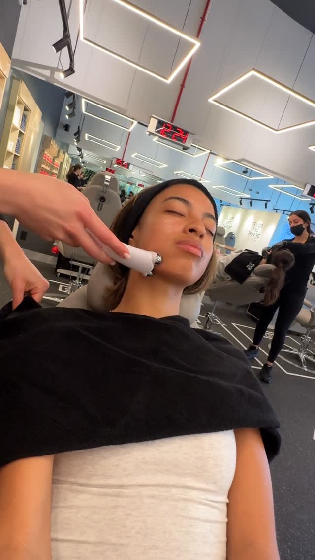 Post 4 by FACEGYM on Instagram (video)